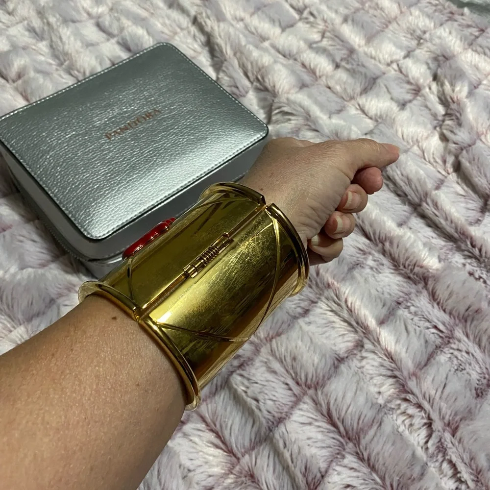House of Harlow red wax seal cuff - Picture 3 of 9